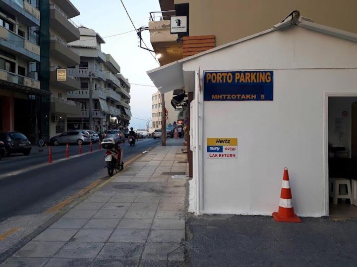 Orange Central Studio Heraklion Exteriör bild